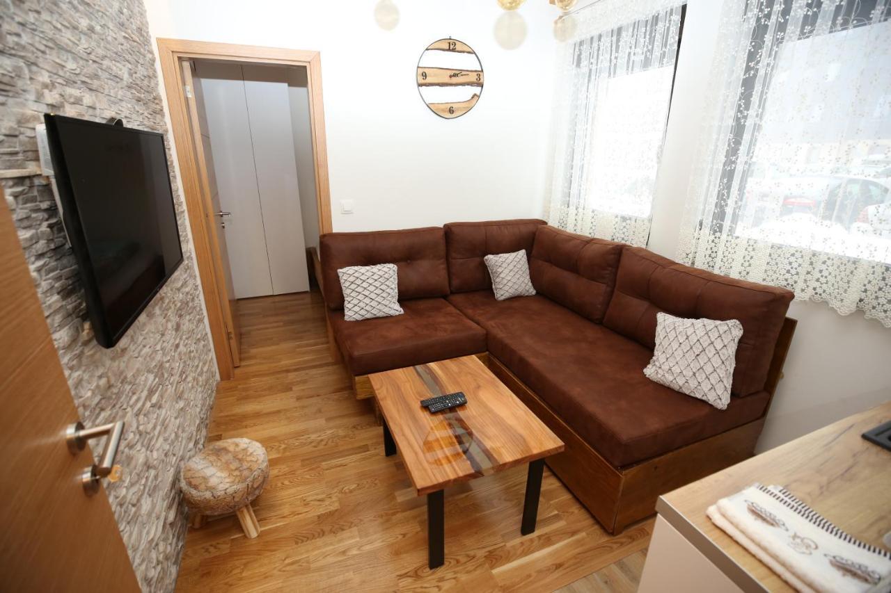 Wood Apartmani - Vila Zimska Idila Яхорина Экстерьер фото